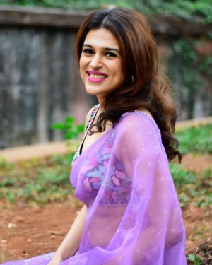 Shraddha Das (aka) Shraddhaa