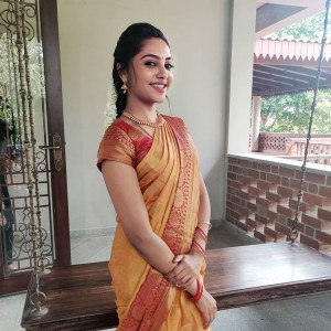 Smruthi Venkat (aka) Smruthi