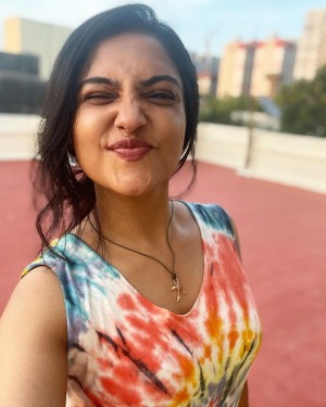 Smruthi Venkat (aka) Smruthi