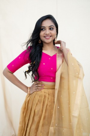 Smruthi Venkat (aka) Smruthi