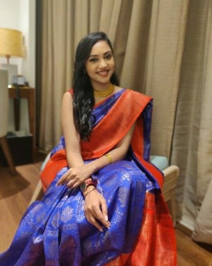 Smruthi Venkat (aka) Smruthi