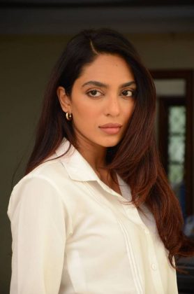 Sobhita Dhulipala (aka) Sobhita Dhulipalaa