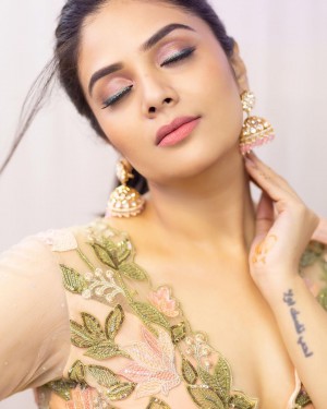 Sreemukhi (aka) Sreemuki