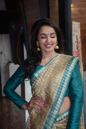 Tejaswi Madivada (aka) Tejaswi Mativada