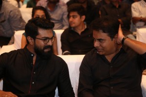 Kaadhali Audio Launch