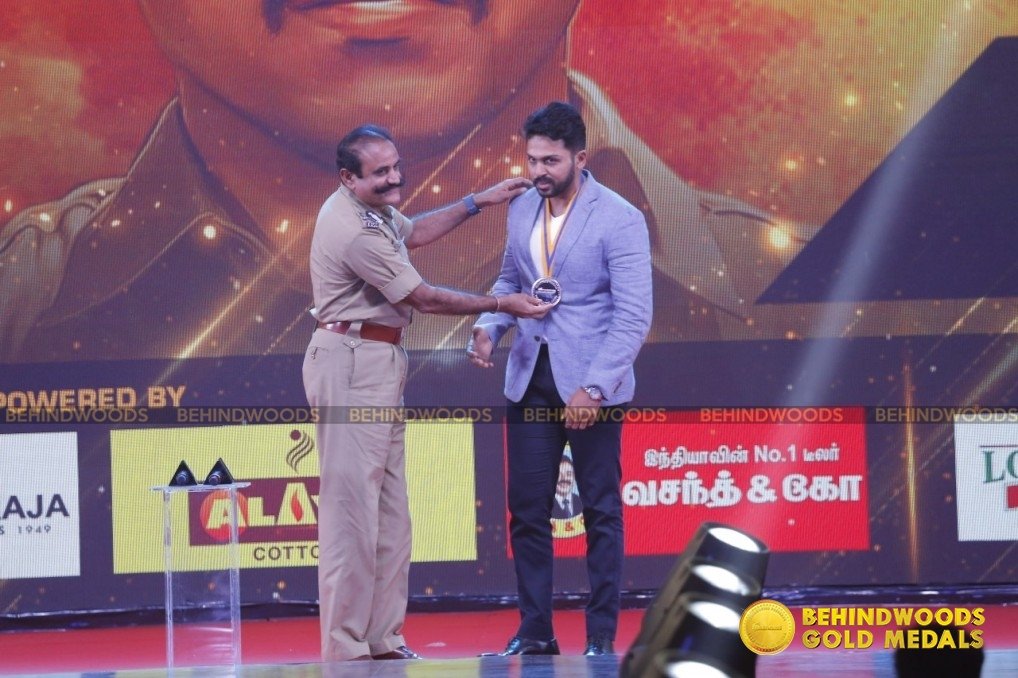 The Awarding Photos - Behindwoods Gold Medals 2018