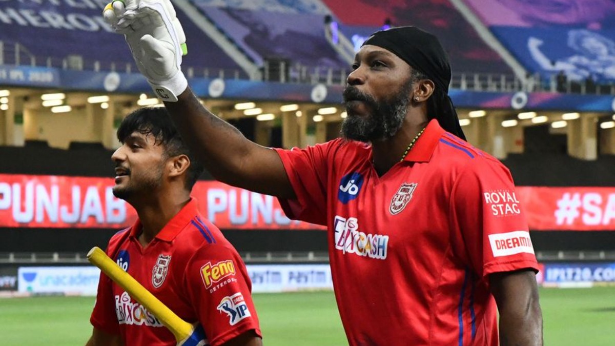 chrisgayle was upset with mayankagarwal before superover mivskxip