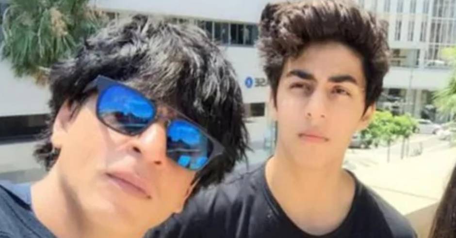 ShahRukh Khan son Aryan Khan questioned in Mumbai cruise drugs case